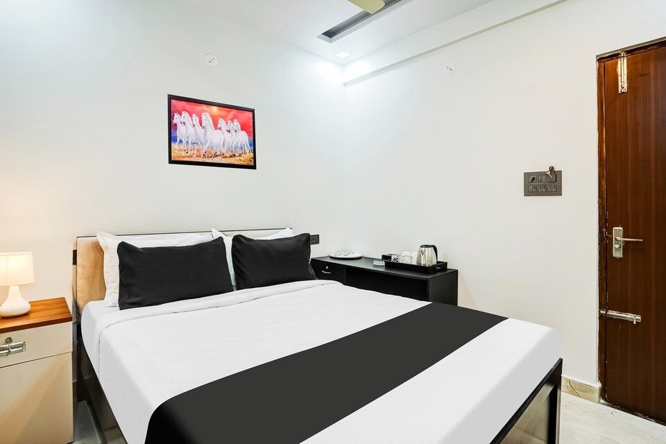 Friends Inn - Image 9